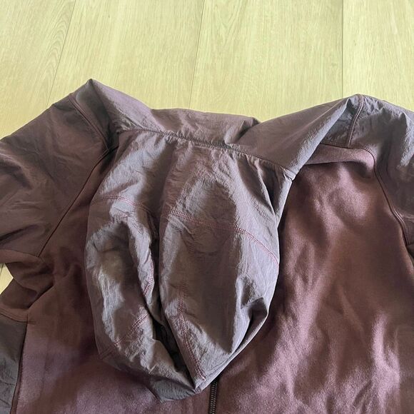 Lululemon men’s jacket size XL - Picture 6 of 10